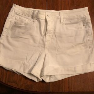 Level 99 white denim shorts
